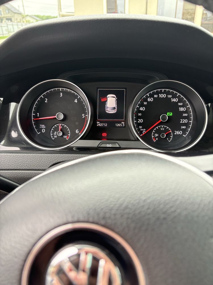 Volkswagen Golf 7 R line