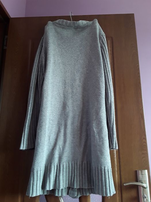 Vând Cardigan Damă Lung Gros de Iarnă Mărimea XL-XXL