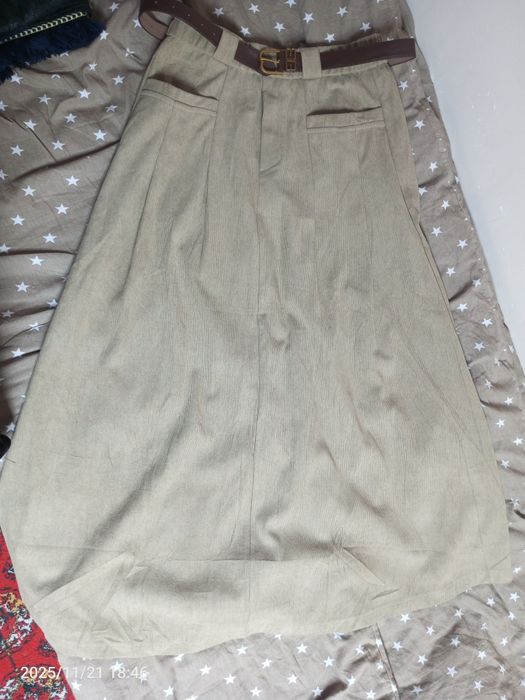 Yubka: qalin, qishgi