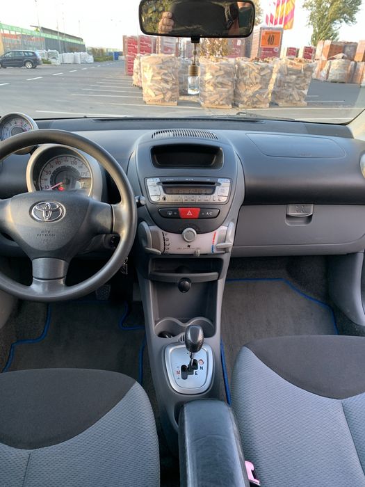 Totota aygo cutie automata