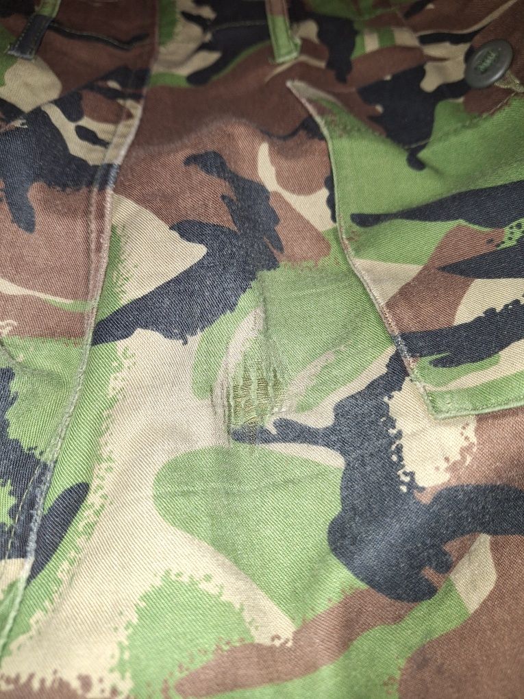 pantaloni camuflaj L mic defect-30 lei