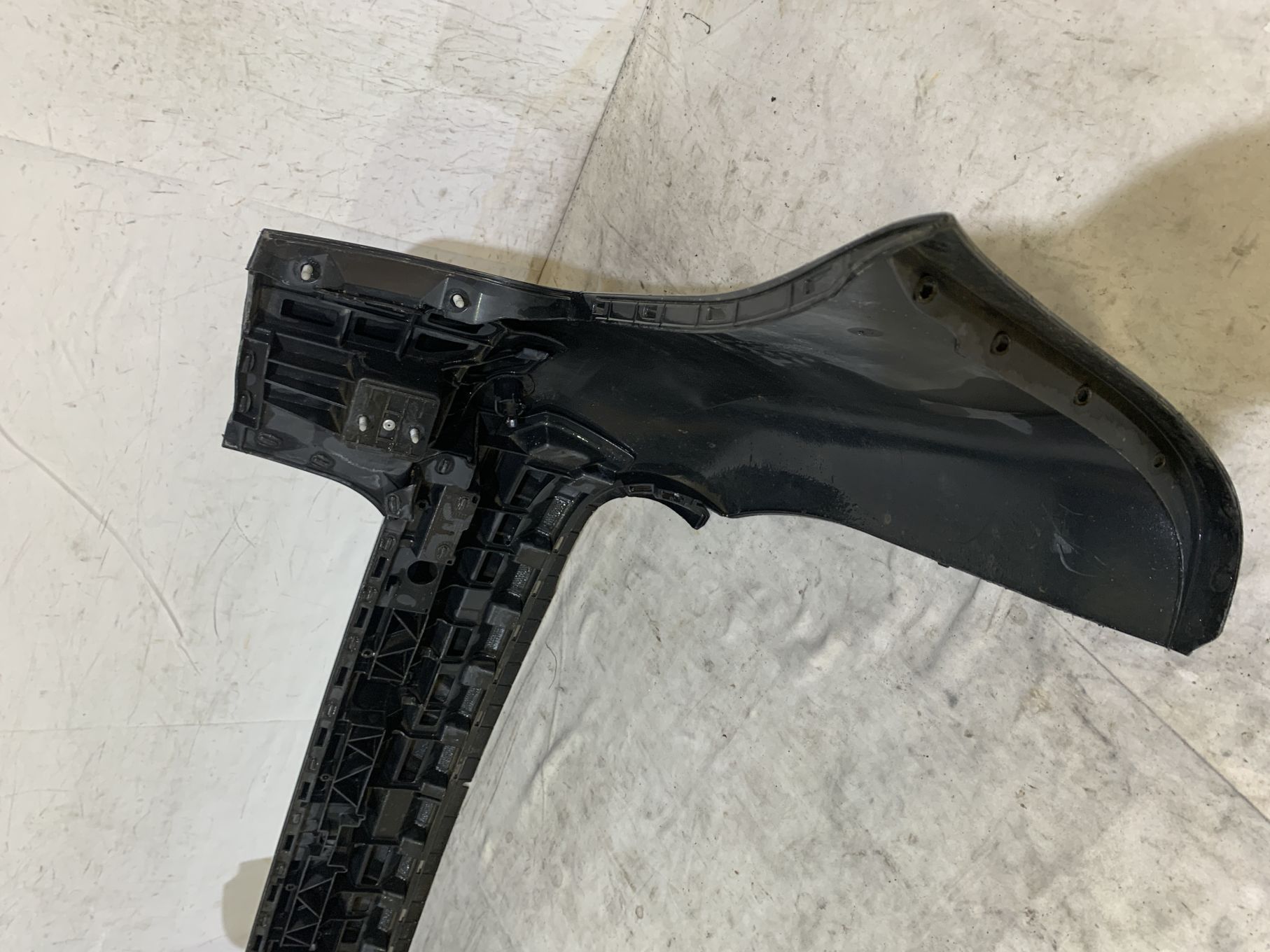 Bara spate Audi A4, B7, Avant, Kombi, 2004, 2005, 2006, 2007, cod origine OE 8E9807511J.