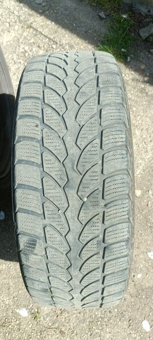 Vând 4 jante cu tot cu cauciucuri IARNA  brigestone pe 195-55/R16