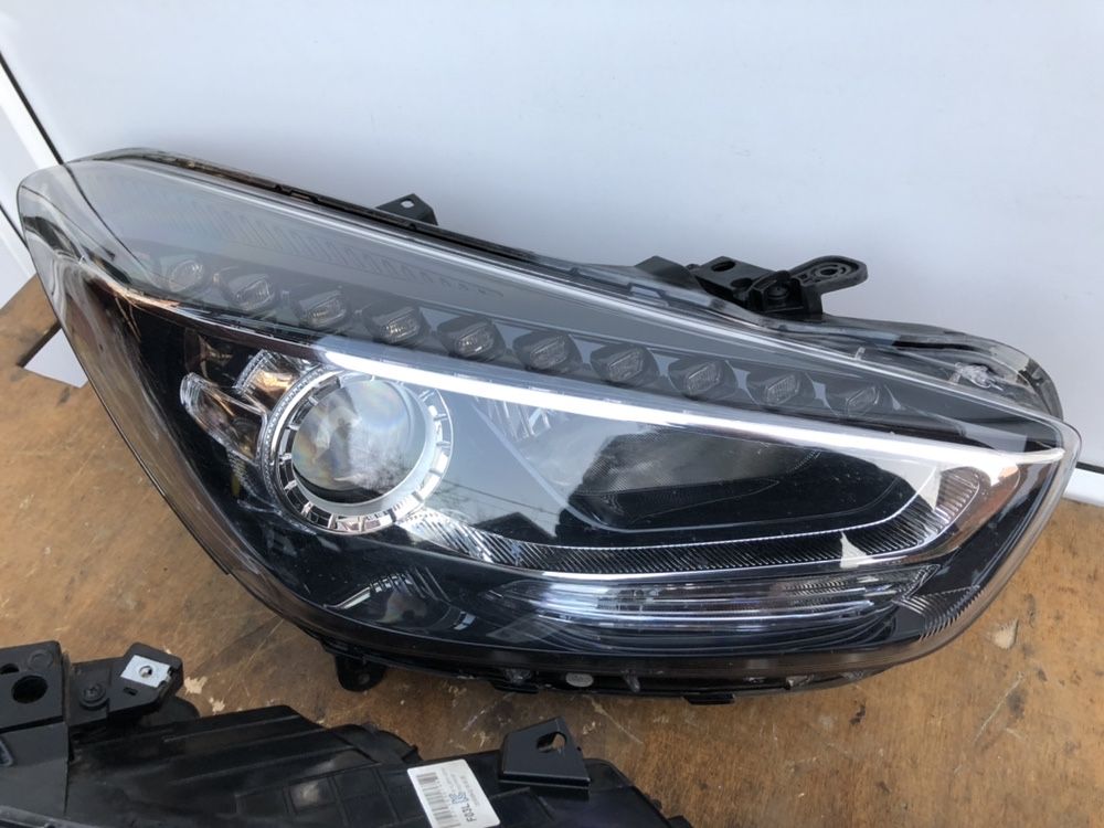 Vand far stanga dreapta Hyundai i40 2015 2020