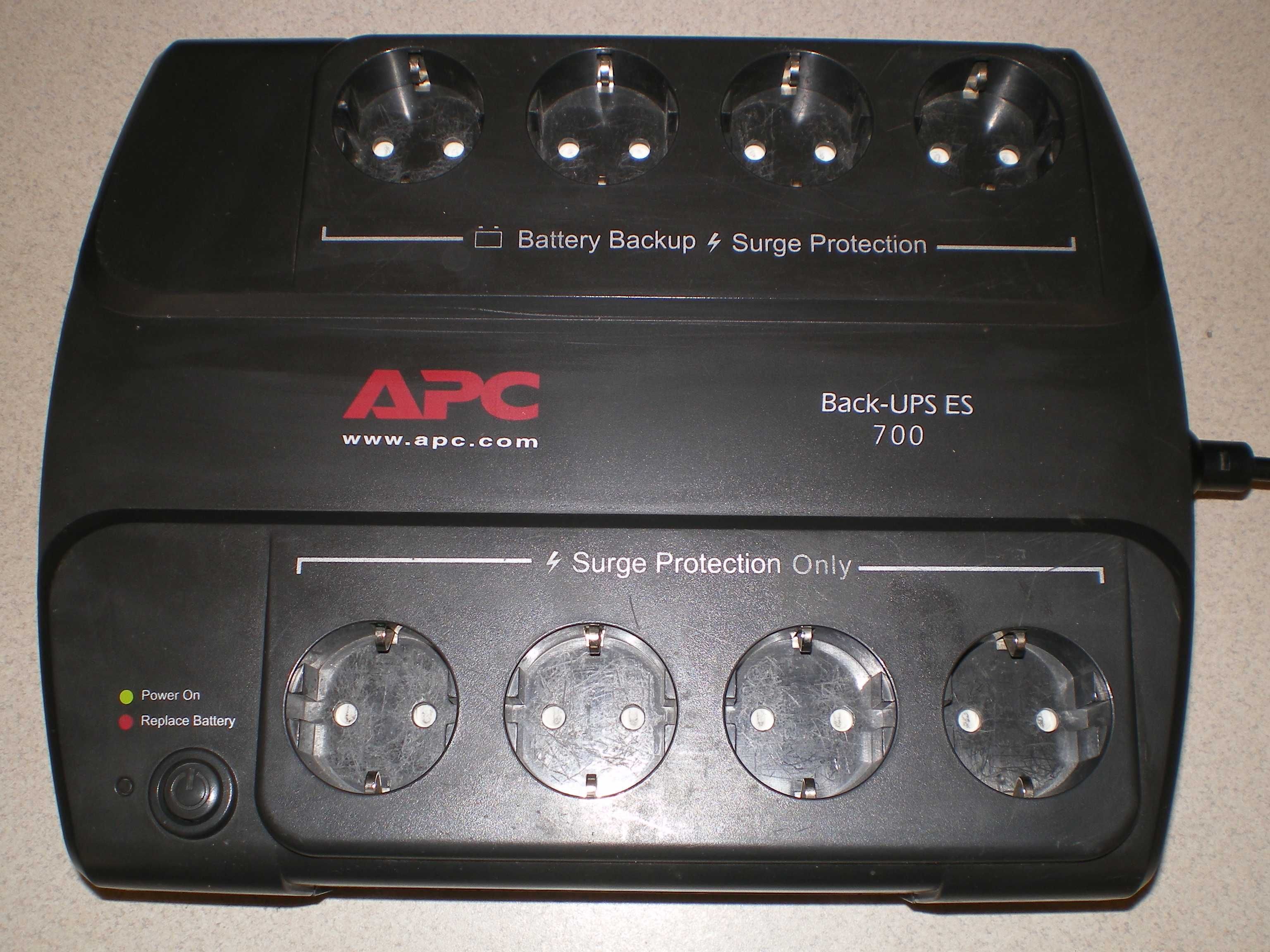 Качествен APC Back-UPS ES 700VA