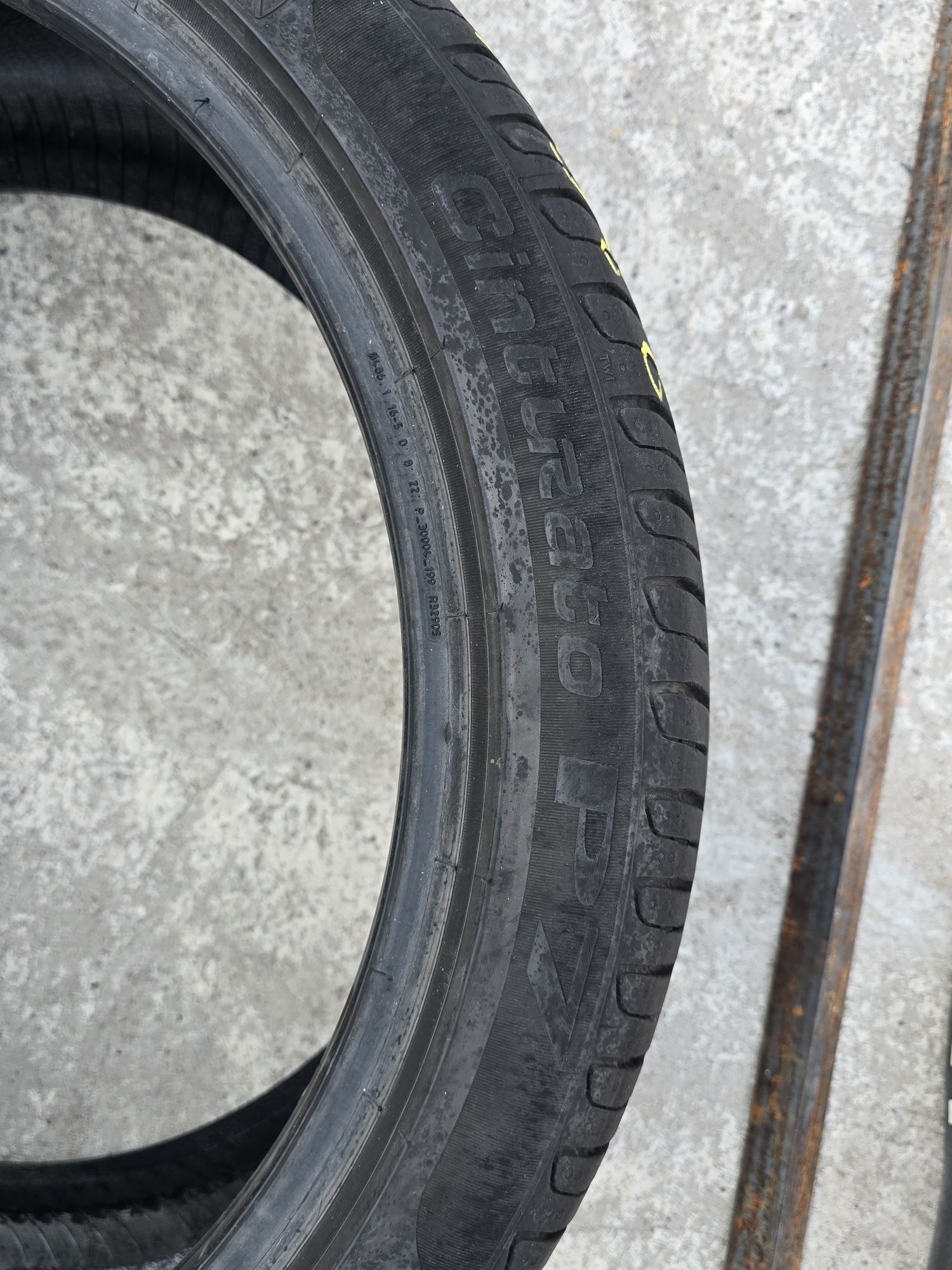 1 Брой Гума 235/40/19 Pirelli 5,2mm 21dot