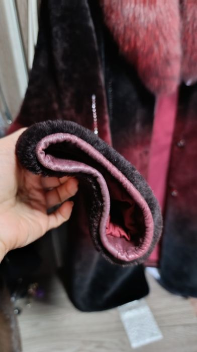 Продаю мутоновую шубу в отличном состоянии