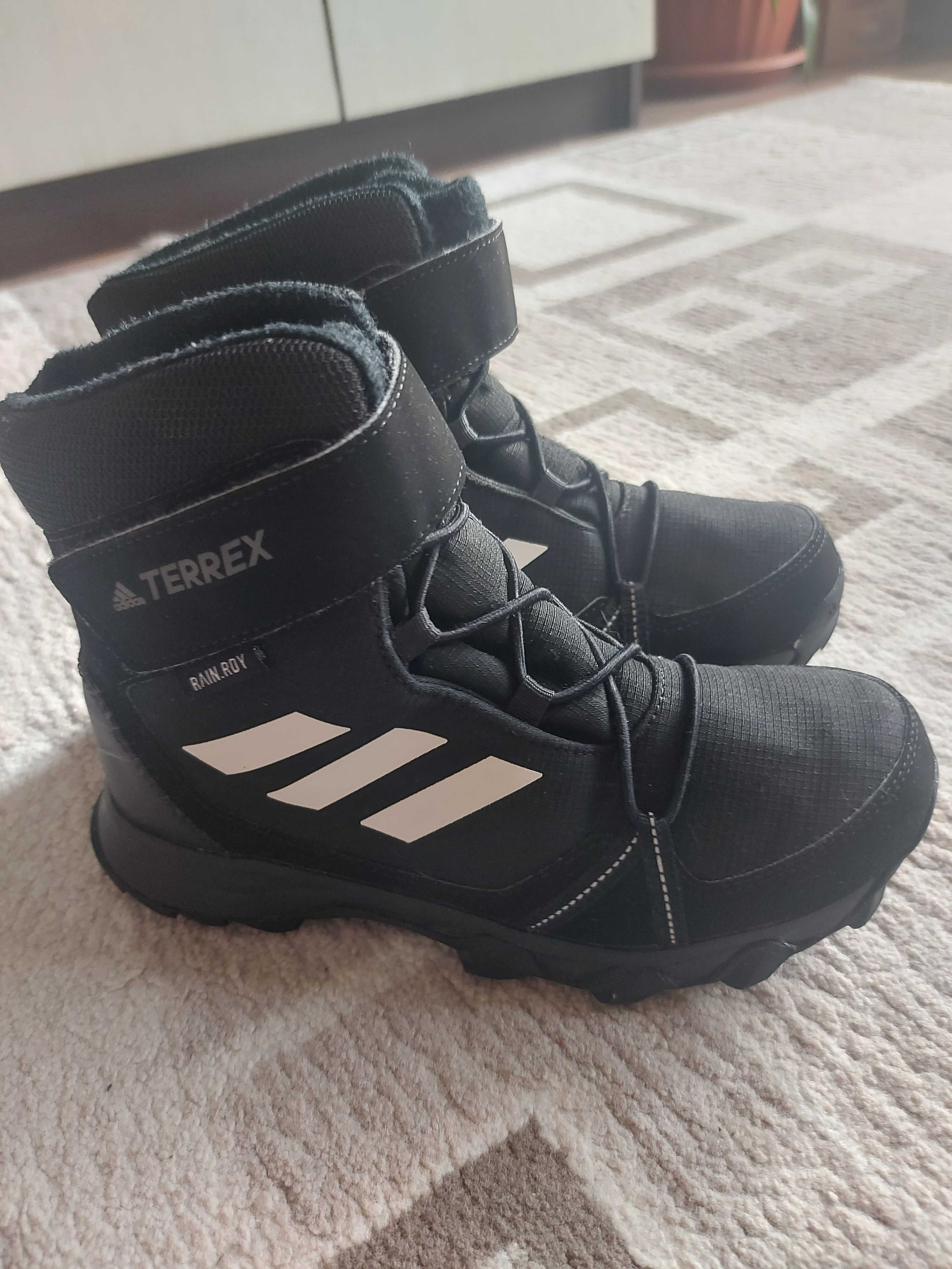 Боти Adidas TERREX