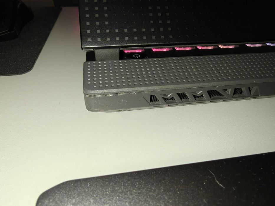 ASUS ROG Strix G15 (2022) G513RM