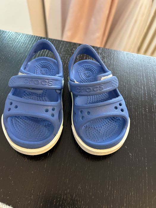 Sandale Crocs marimea 20