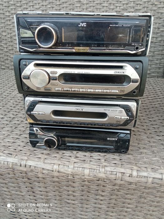 Casetofoane auto Sony Xperia xplod/JVC.