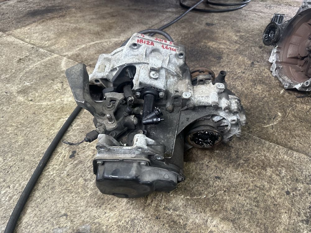 MZL 5 степенна кутия за 1.6tdi Seat,Skoda,VW