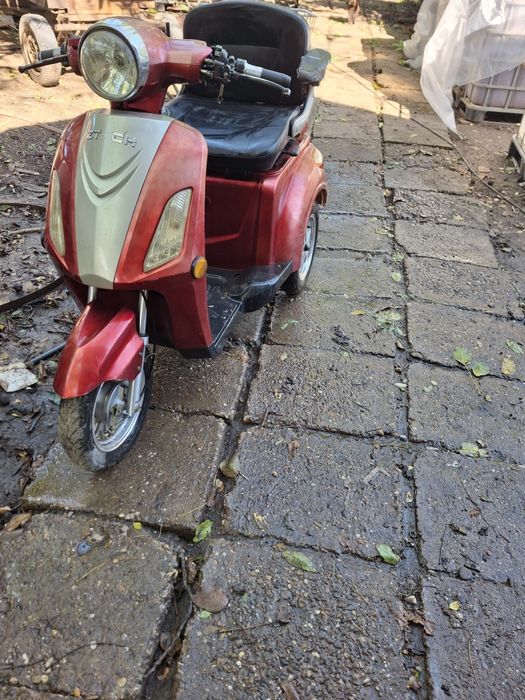 Bicicleta electrică cu acumulatori