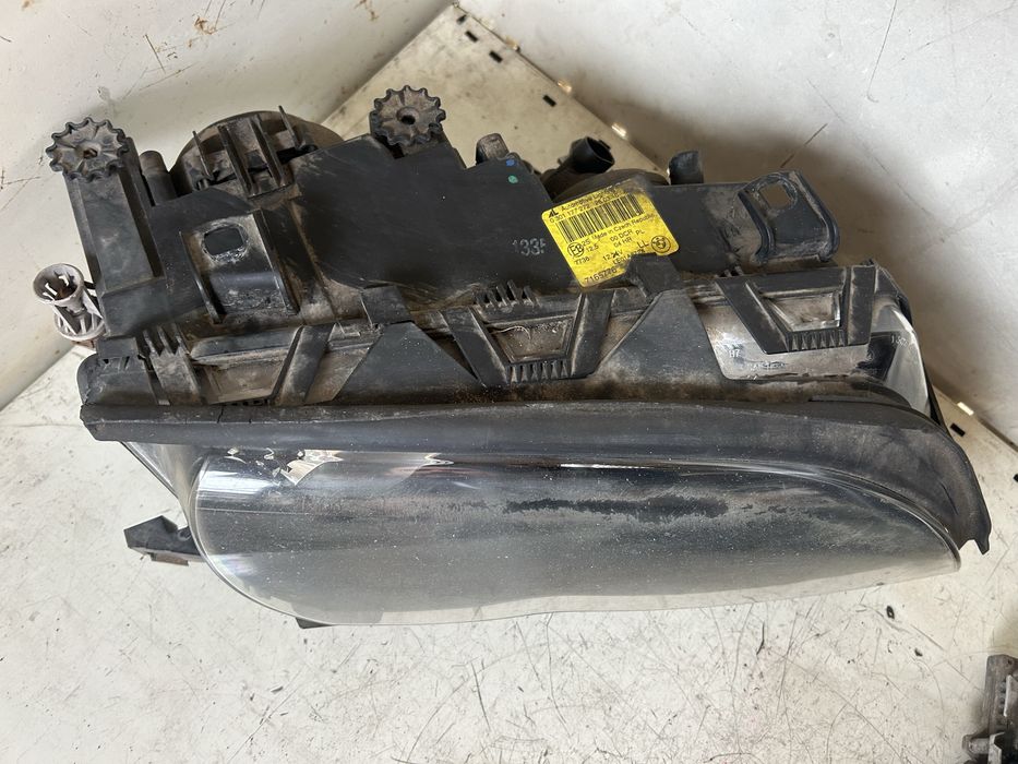 Ксенон Фар/фарове за бмв е46  серия/farove za BMW e46 320/330/325xenon