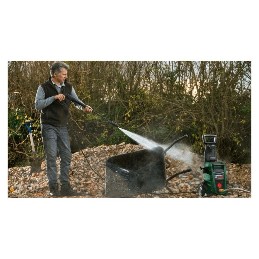 Мойка высокого давления Bosch Universal AQT 130 (карчер, aquatak)