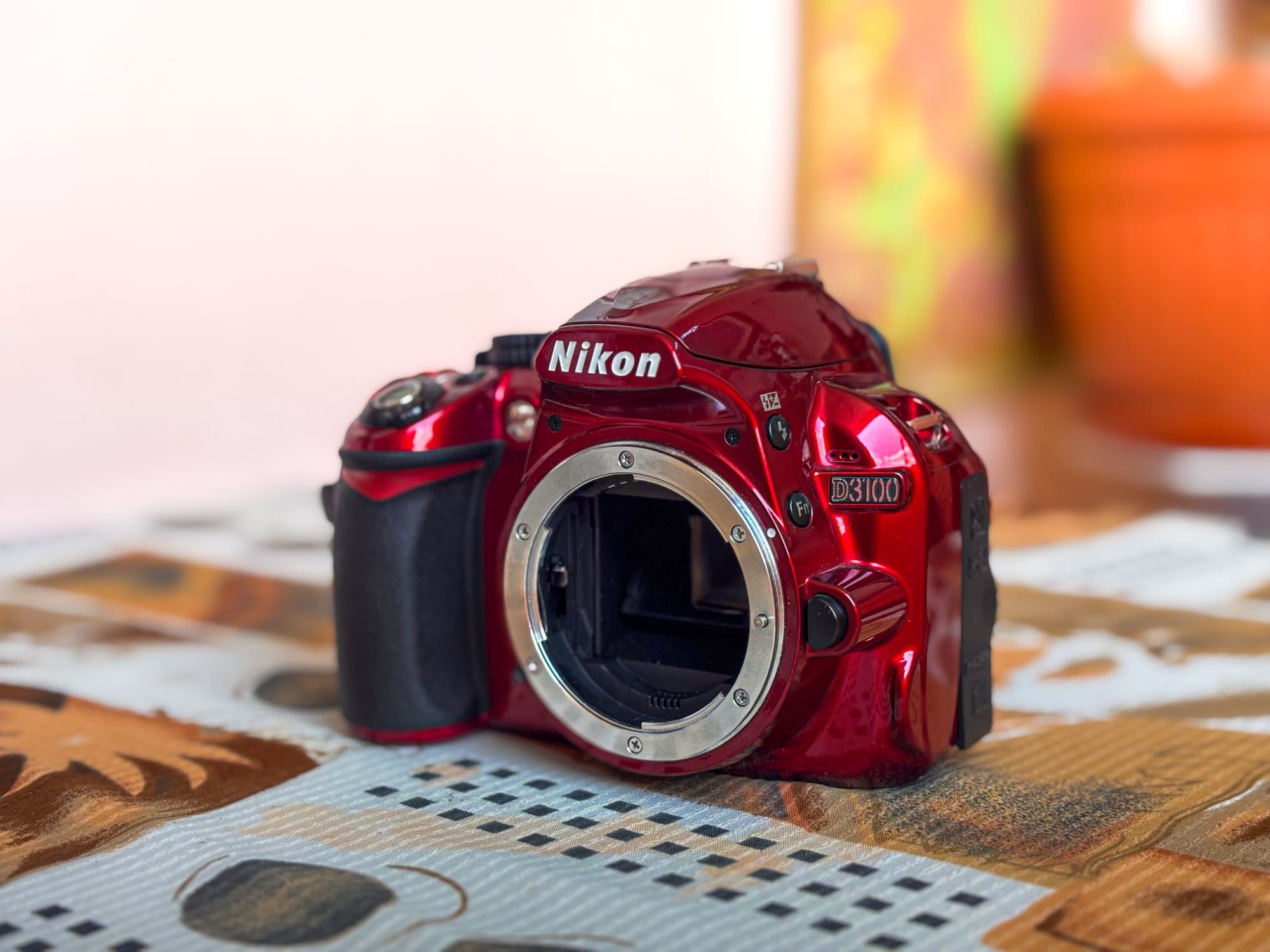 Nikon d3100 RED!