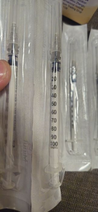 Set seringi 1ml cu ac detașabil insulina