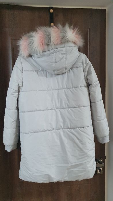 Пальто-куртка для девочки б/у
