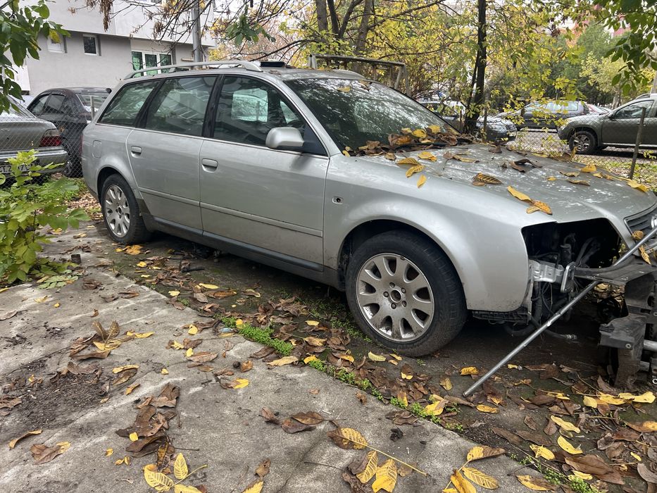 Ауди А6 Б5 на части