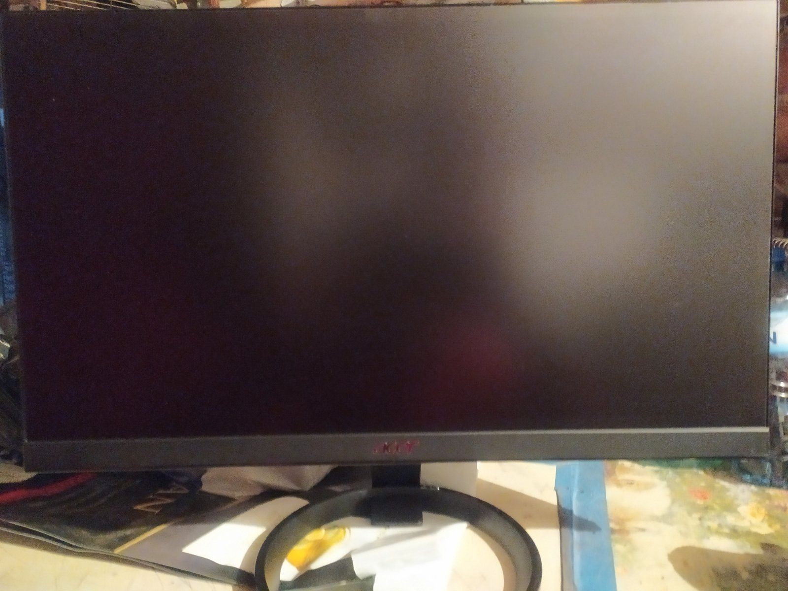 ACER  R221Q-21.5" и тонколони