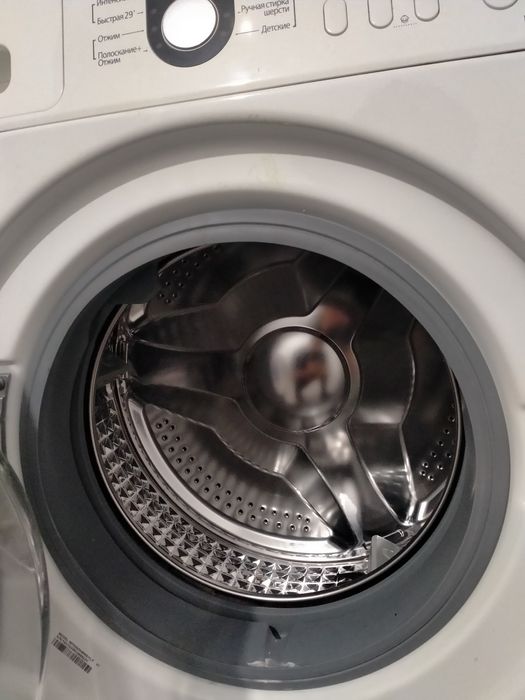 Срочно продам стиральную машинку