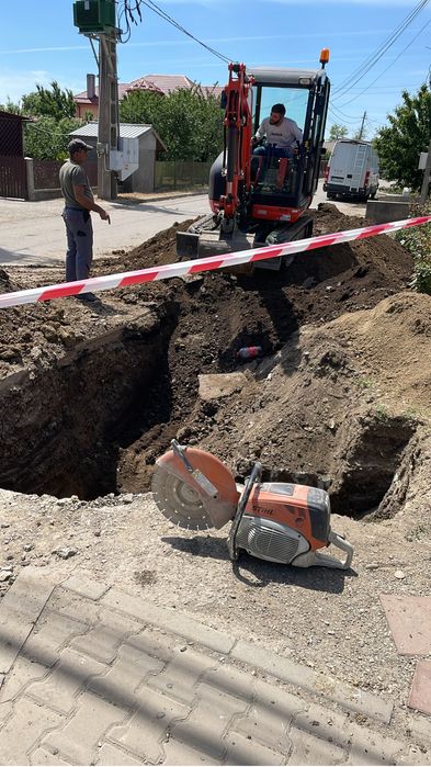 Inchiriem miniexcavator 2.7t sapaturi santuri fundatii beci apa gaz