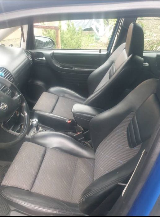 Opel Zafira A OPC Z20LET