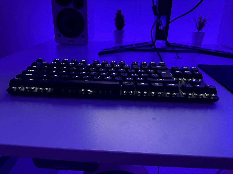Tastatura logitech g413 tkl se noua
