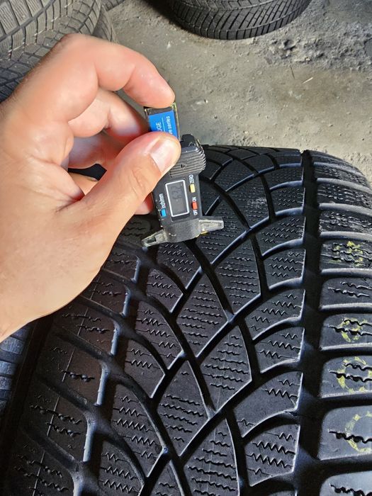 4 anvelope iarna 255 45 17 Dunlop 6.3mm
