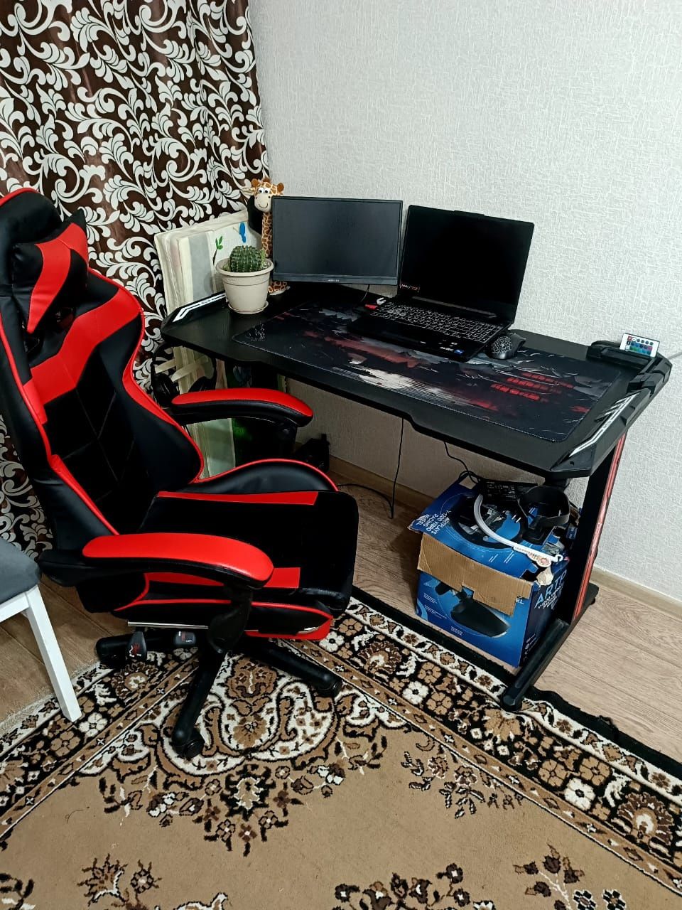 Игровой стол с подсветкой
