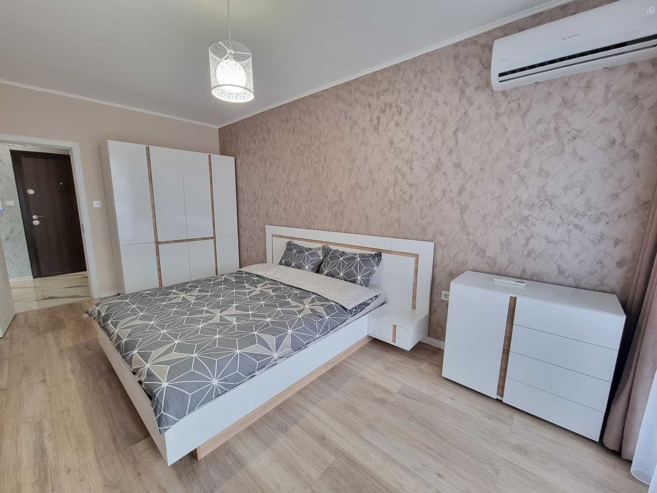 Дава се под наем Двустаен апартамент в София, Надежда 1 - 68 кв.м за 425 € - Снимка #8