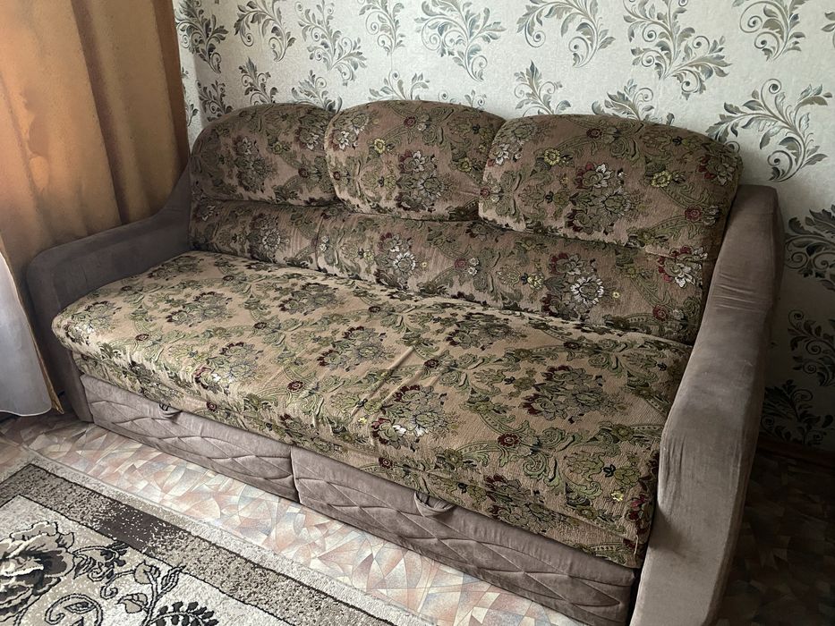 Продам диван, шкаф в хорошем состояний
