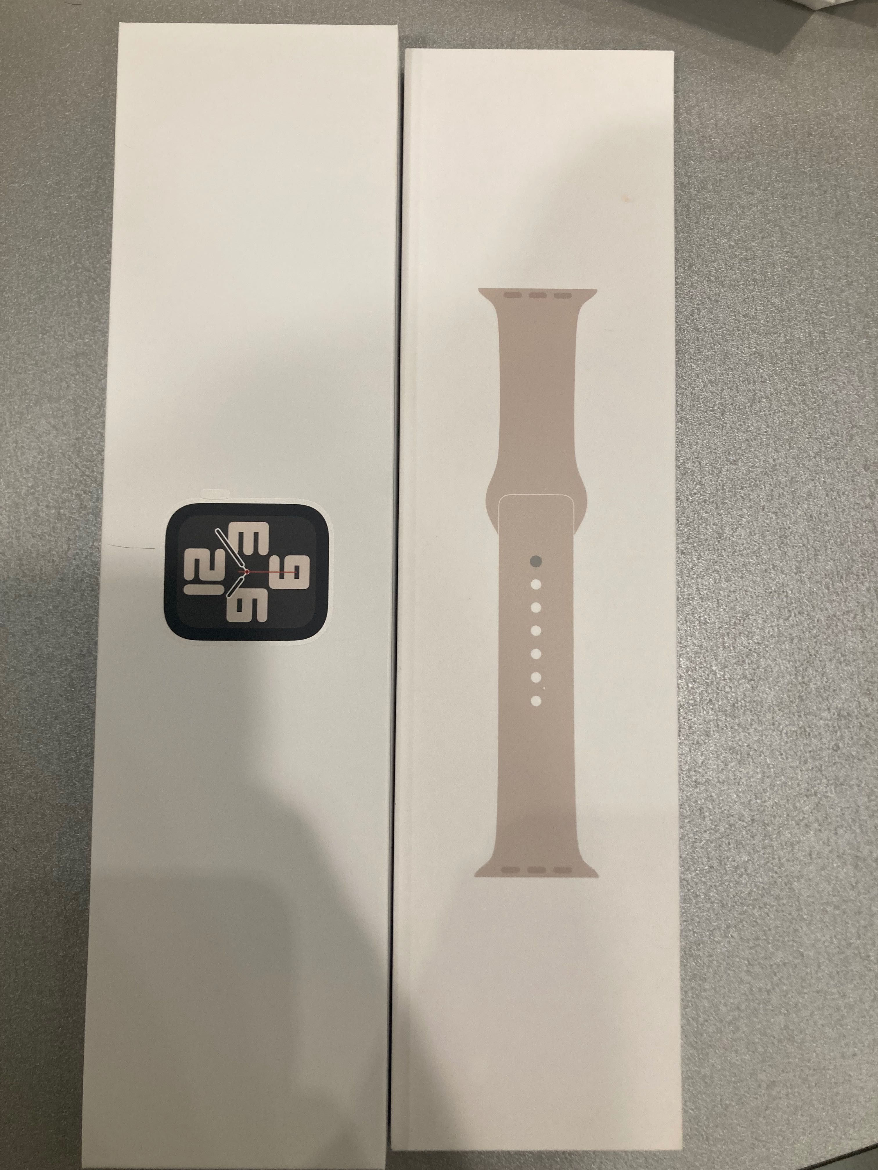 Часовник Apple Watch SE 40mm бял