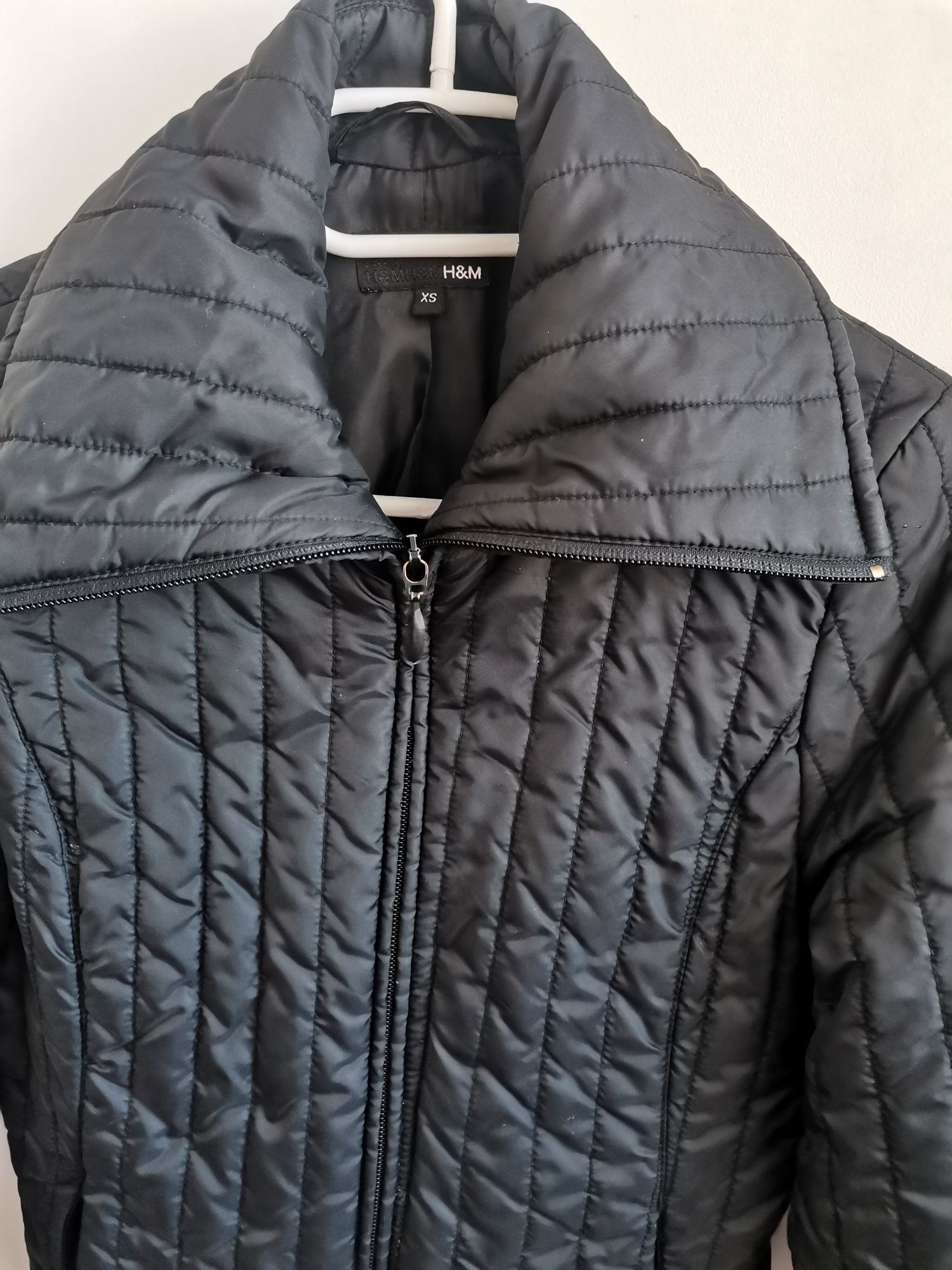 Яке H&M, размер XS, ново без забележки.