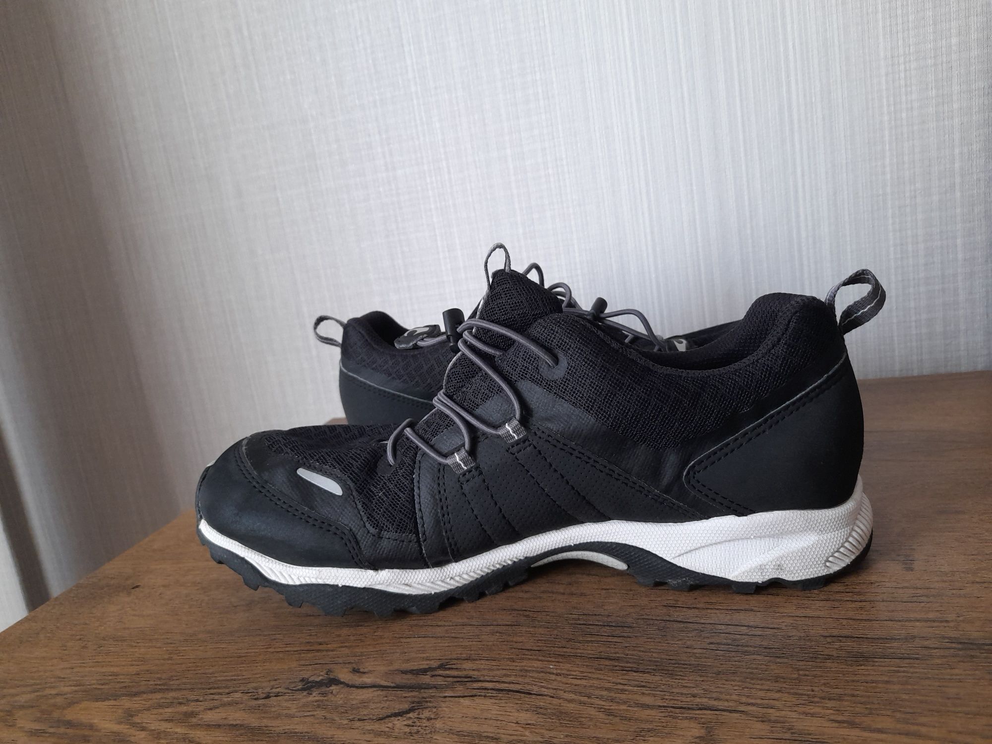 VIKING gore tex обувки 40 номер.