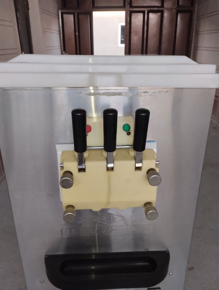 Фрейзерный аппарат для мороженного, мороженное аппарат