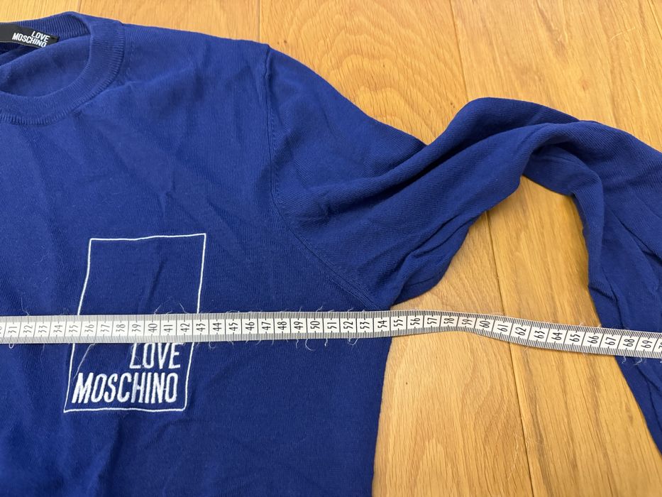 Пуловер Love Moschino