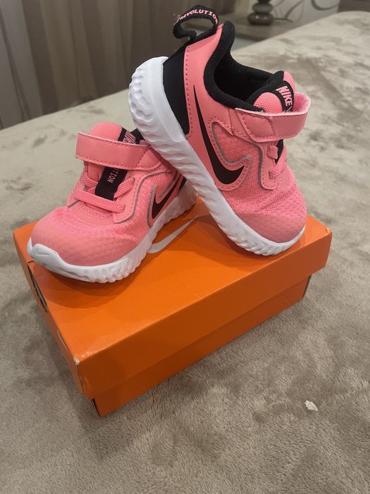 Маратонки Nike