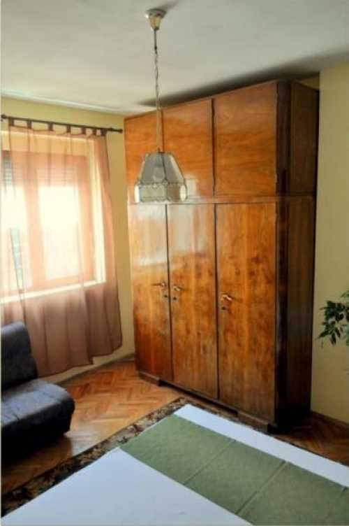 Дава се под наем Тристаен апартамент в Бургас, Център - 102 кв.м за 255 € - Снимка #4