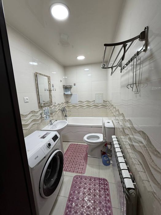 Сдаётся 2х ком квартира на 3 этаже, +Хол,ор:Гор больница