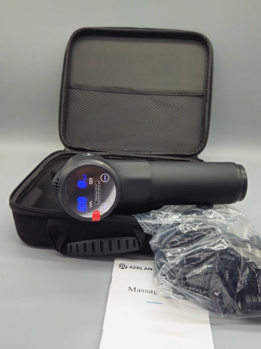 Масажен пистолет с LCD дисплей,скорости и 6 накрайника – с твърд калъф