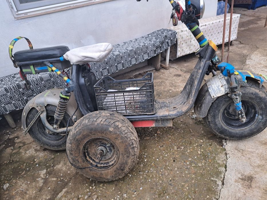 Vând scuter electric 1500w