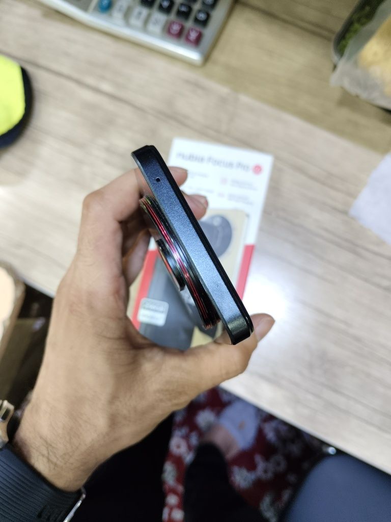 ZTE Nubia Focus Pro 5G pamit 20.256gb