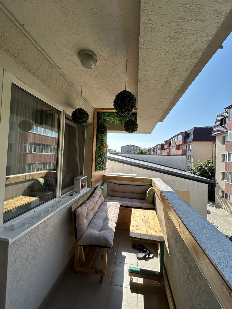 Mobilier la comanda Unicat, Reparatii interioare, Glet, Montaj Parchet