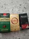 3 pachete de cafea măcinată. La 53 lei. Fix.