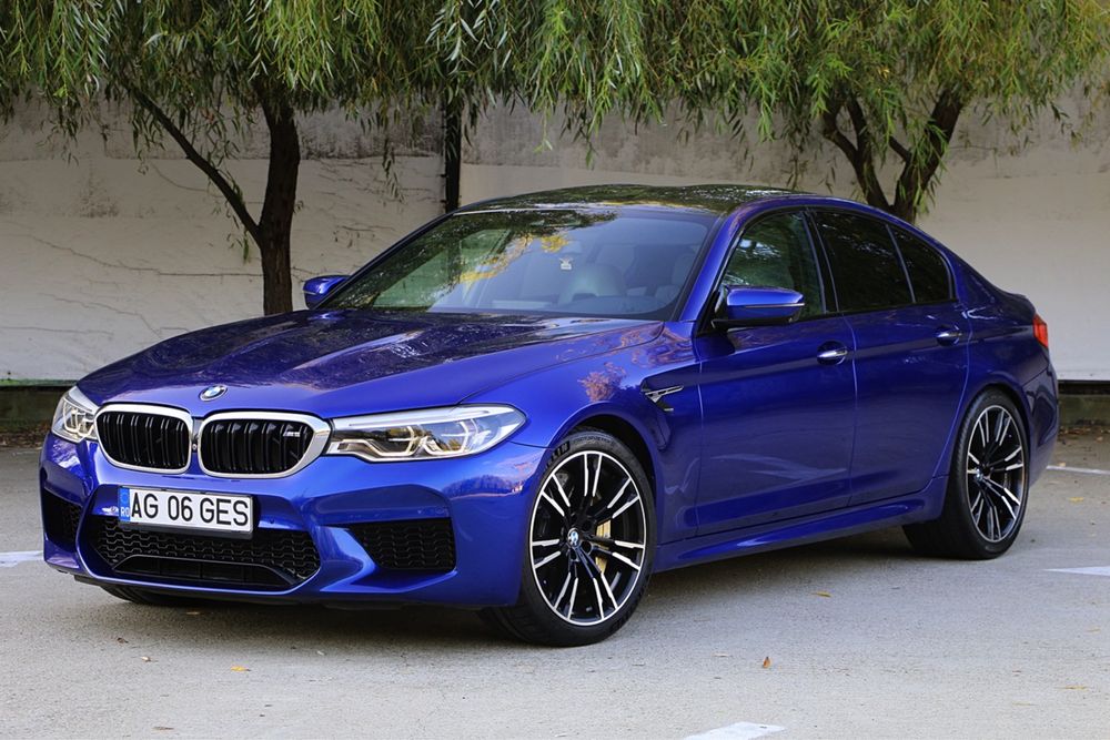 Bmw M5 F90 2019 4.4-600 Cp Led B&W 360 Carbon  Akrapovic Full Assist