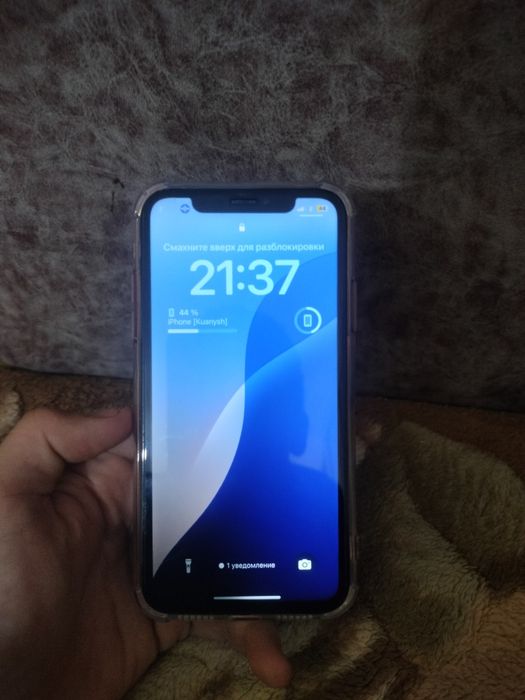IPhone Xr ёмкость 100