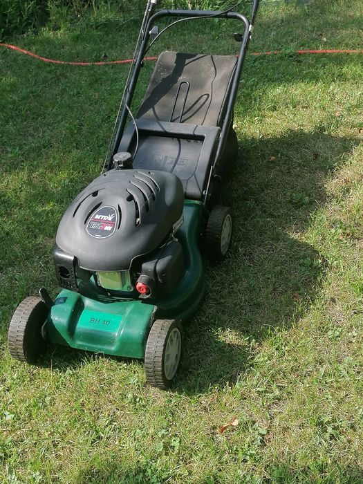 Masina de tuns iarba MTD, 2,5 Kw