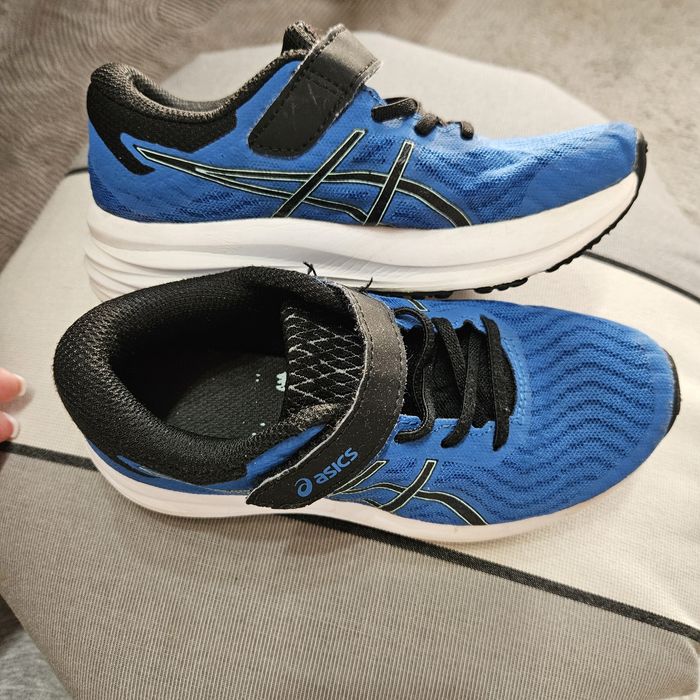 Детски маратонки и чехли