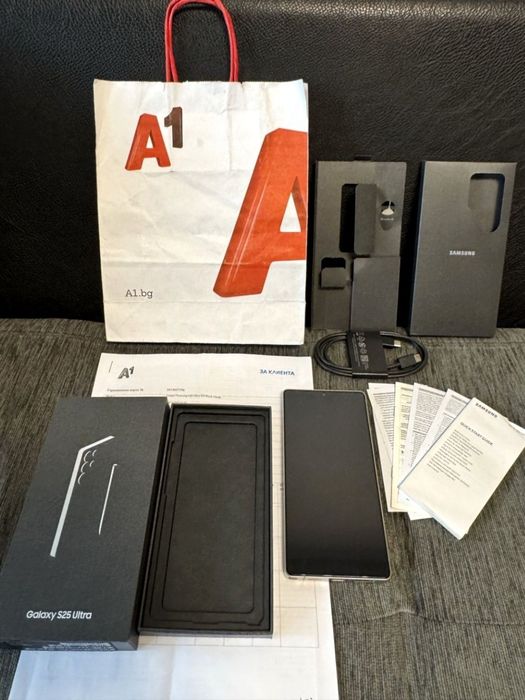 КАТО НОВ 256GB Samsung S25 Ultra A1 Гаранция 2027г. Black / Черен